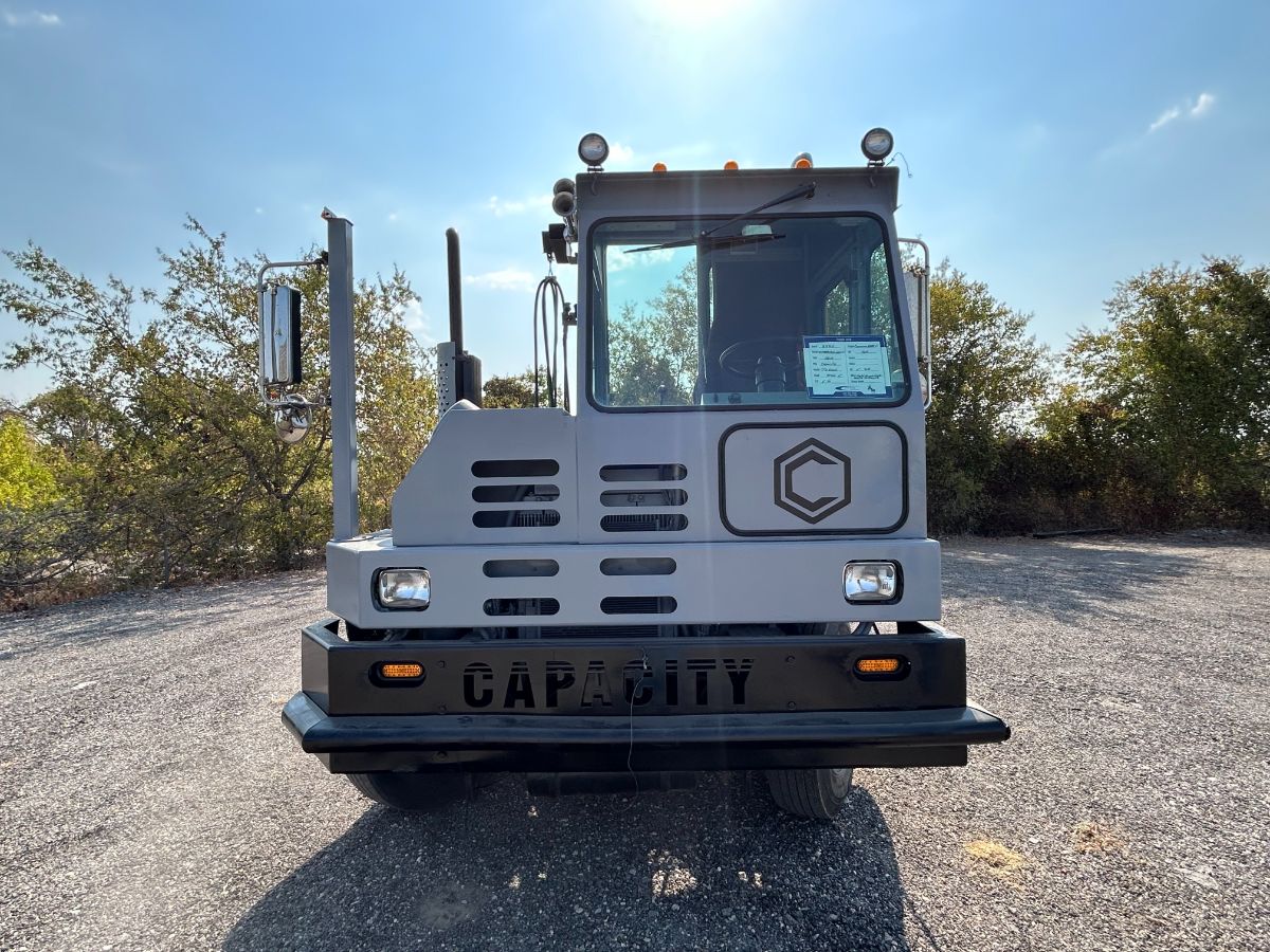 2014-CAPACITY-TJ5000DR-UNIT25711_1.jpg	